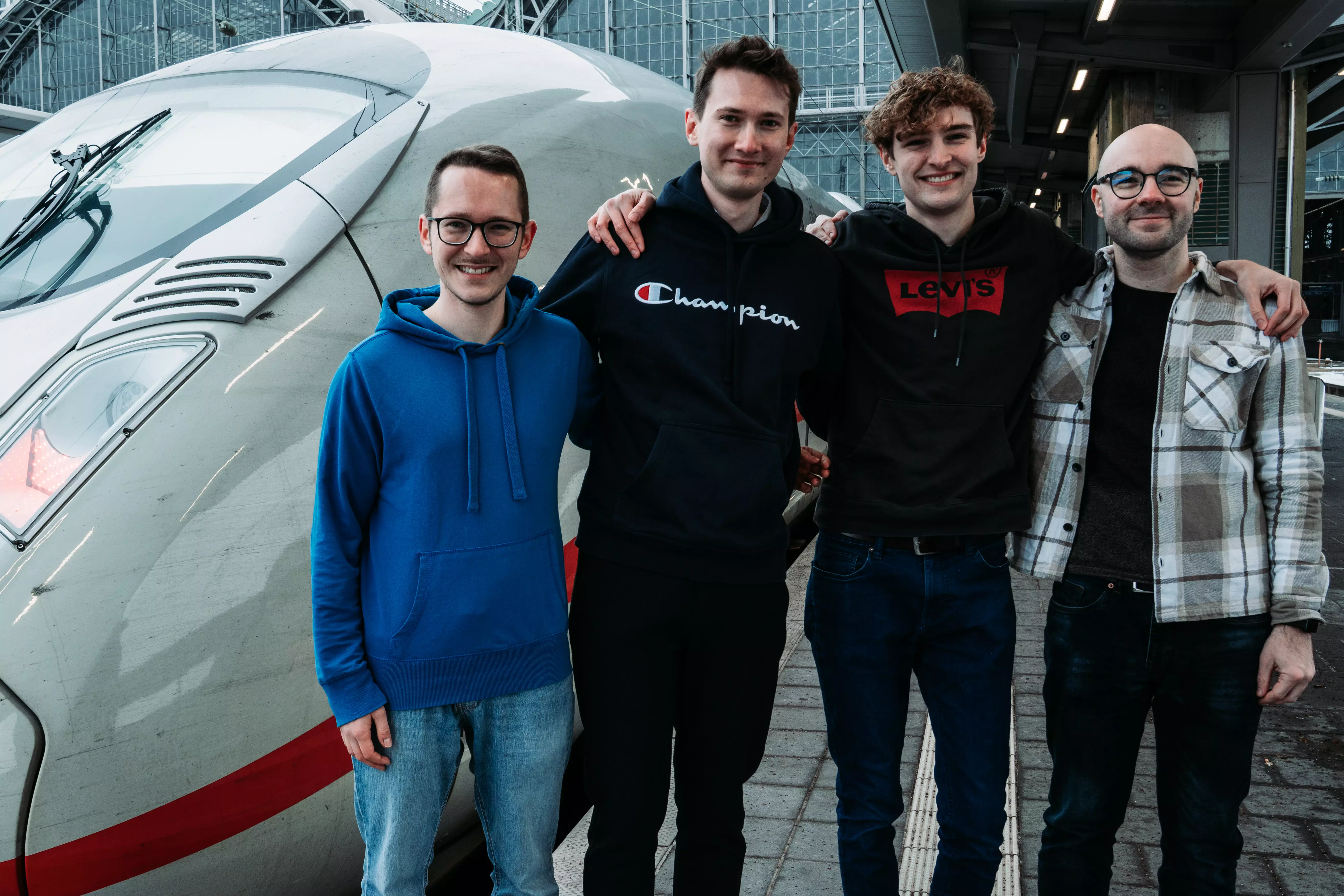 Das FIP Guide Team